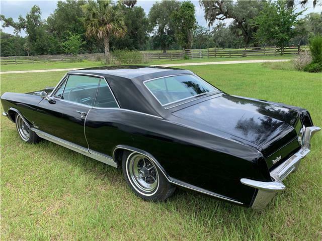 Buick Riviera 1965 image number 26