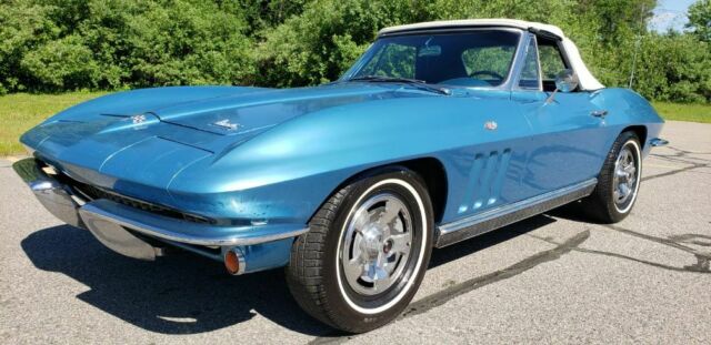 Chevrolet Corvette 1966 image number 25