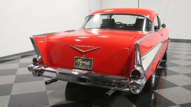 Chevrolet Bel Air/150/210 1957 image number 12