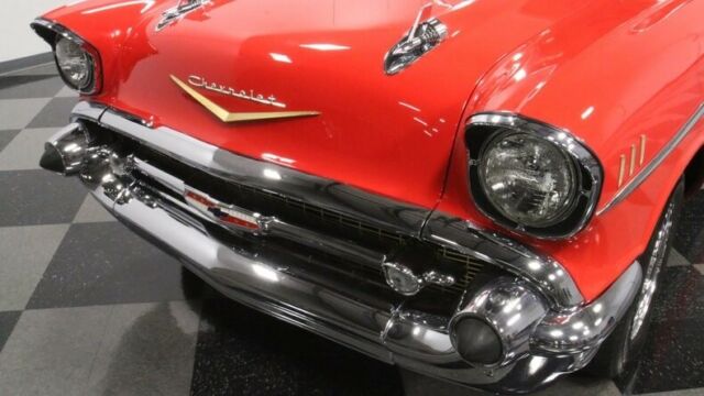 Chevrolet Bel Air/150/210 1957 image number 22