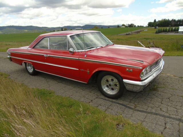 Ford Galaxie 1963 image number 5