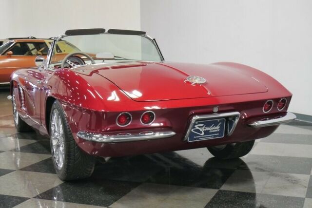 Chevrolet Corvette 1962 image number 10