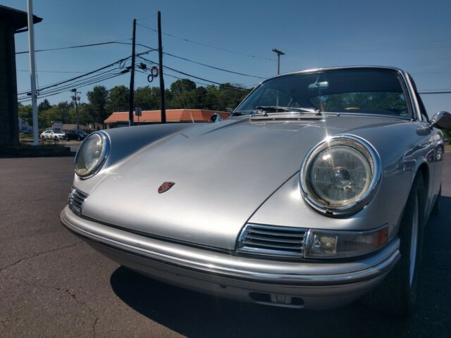 Porsche 912 1967 image number 1