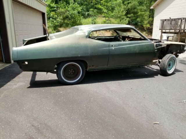 Ford Torino 1970 image number 2