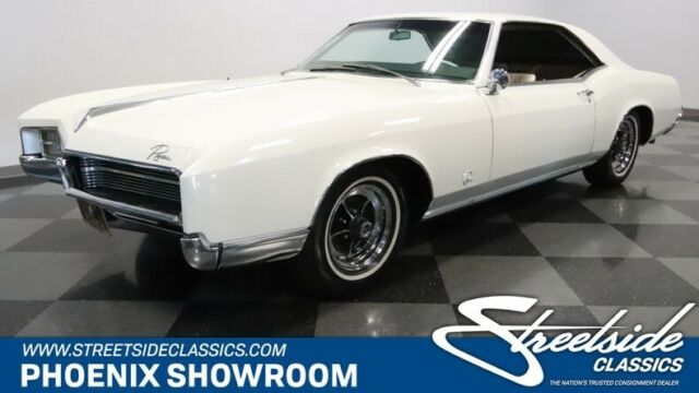 Buick Riviera 1967 image number 24