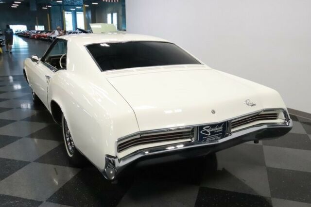 Buick Riviera 1967 image number 34