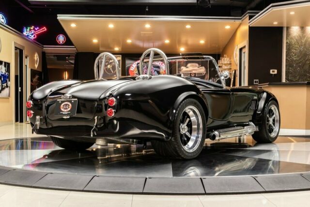 Shelby Cobra 1965 image number 34