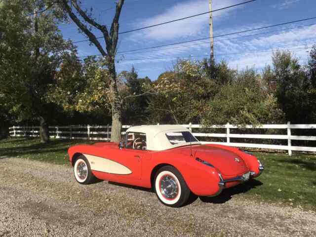 Chevrolet Corvette 1957 image number 31