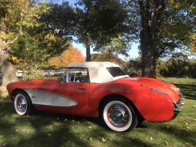 Chevrolet Corvette 1957 image number 24