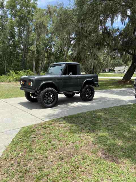 Ford Bronco 1969 image number 17