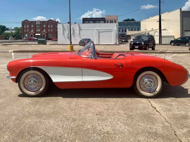 Chevrolet Corvette 1957 image number 18