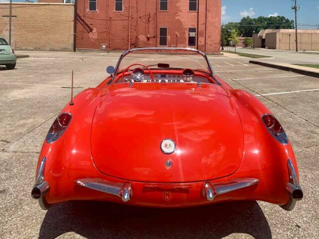 Chevrolet Corvette 1957 image number 20