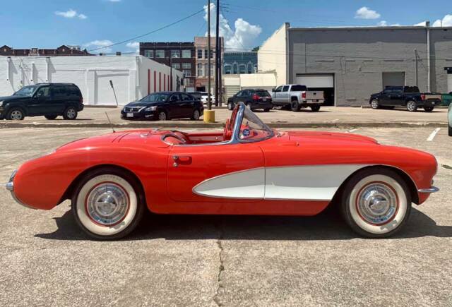 Chevrolet Corvette 1957 image number 22