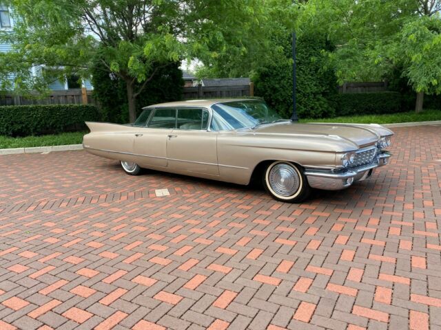 Cadillac DeVille 1960 image number 1