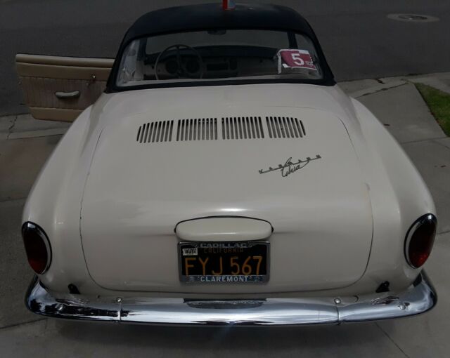 Volkswagen Karmann Ghia 1964 image number 32