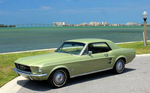 Ford Mustang 1967 image number 26