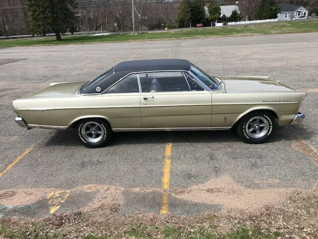 Ford Galaxie 1965 image number 12