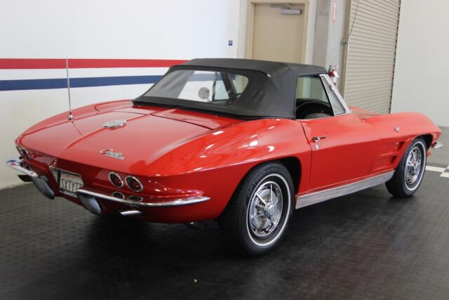 Chevrolet Corvette 1963 image number 32