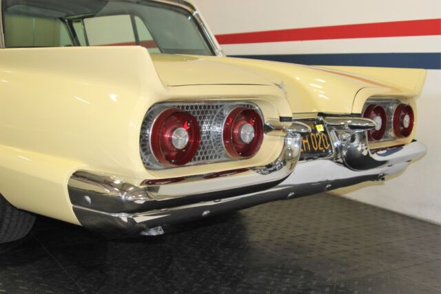 Ford Thunderbird 1958 image number 33