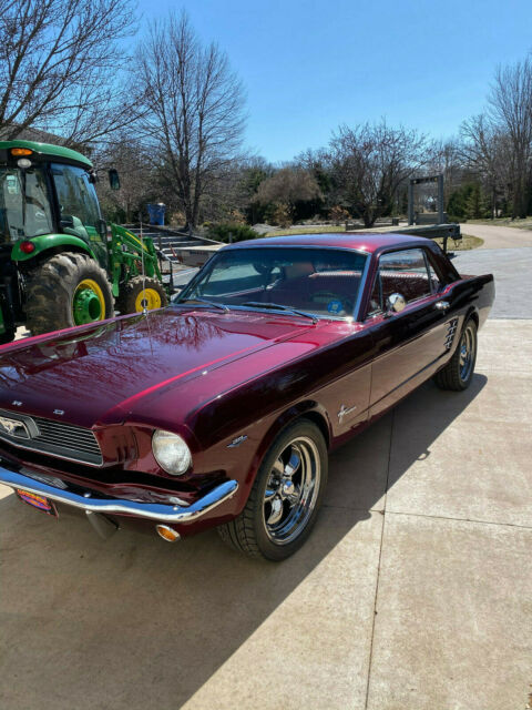 Ford Mustang 1966 image number 16