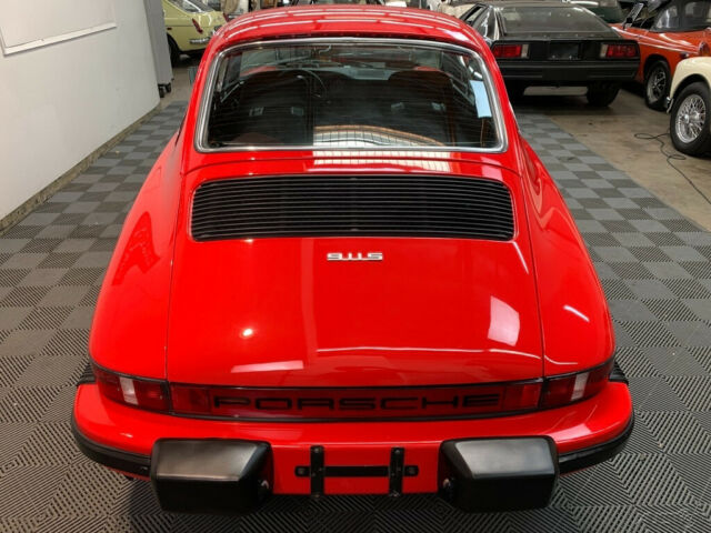 Porsche 911 1975 image number 19