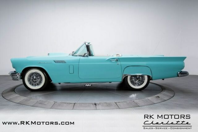 Ford Thunderbird 1957 image number 19