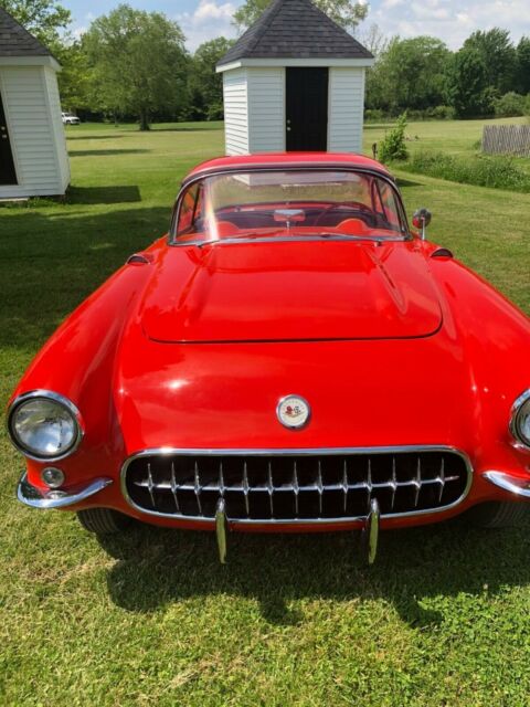 Chevrolet Corvette 1956 image number 15