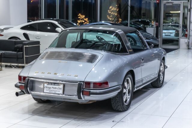 Porsche 911 1971 image number 22