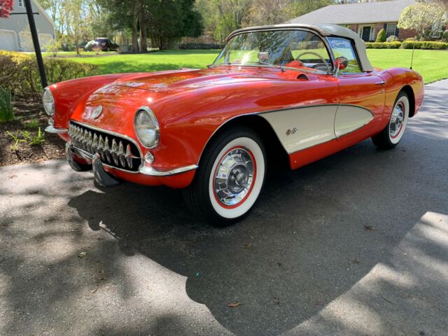 Chevrolet Corvette 1957 image number 33