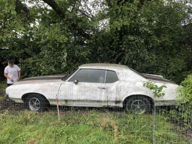 Oldsmobile Cutlass Coupe 1971 image number 1