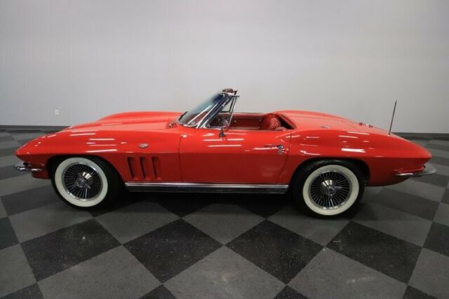 Chevrolet Corvette 1966 image number 26