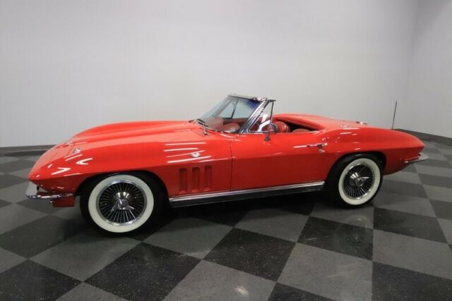 Chevrolet Corvette 1966 image number 30