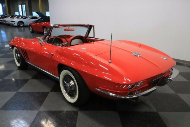 Chevrolet Corvette 1966 image number 9