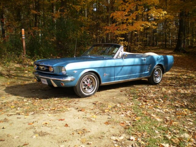 Ford Mustang 1966 image number 32