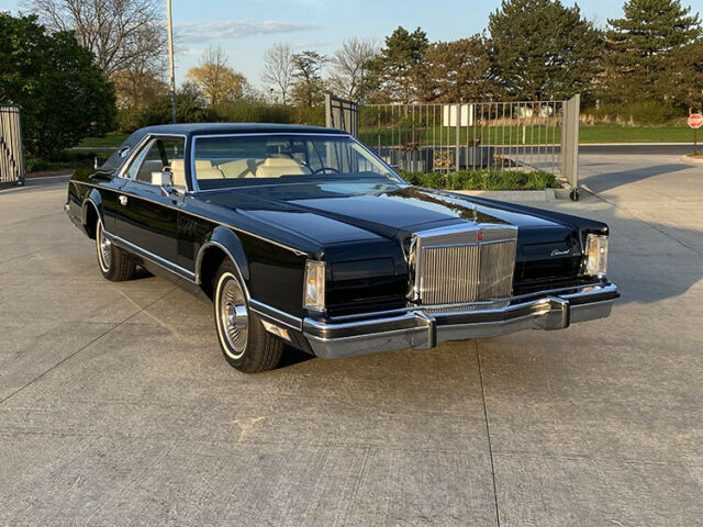 Lincoln Continental 1977 image number 1