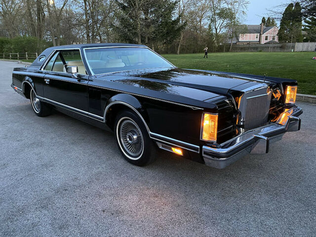 Lincoln Continental 1977 image number 24