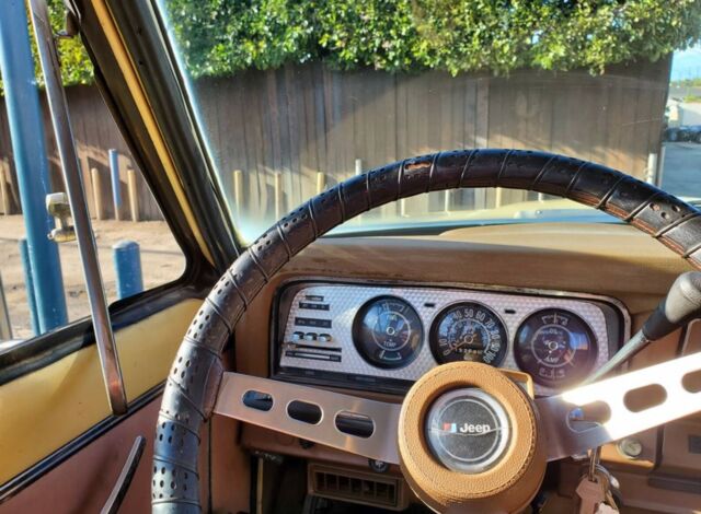 Jeep J20 1979 image number 16