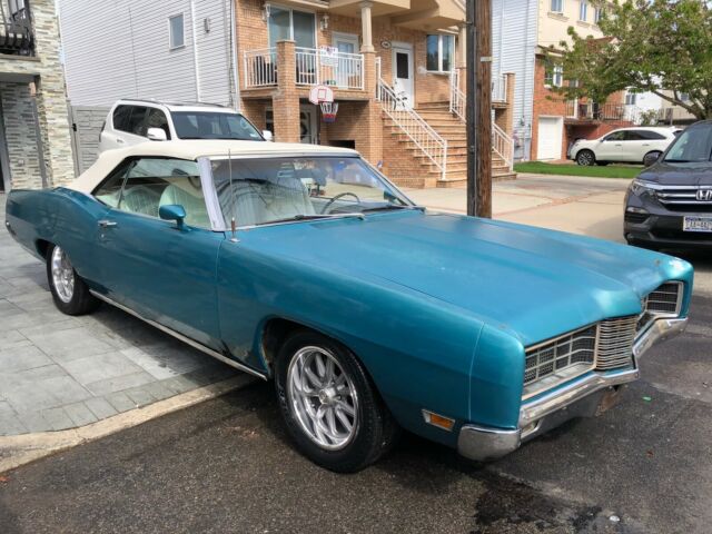 Ford Galaxie 1970 image number 34