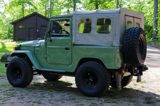 Toyota Land Cruiser 1978 image number 19