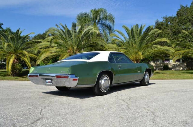 Oldsmobile Toronado 1970 image number 11