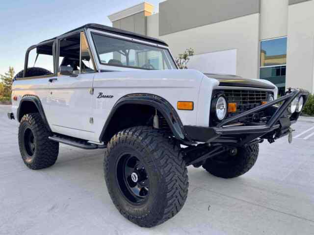 Ford Bronco 1974 image number 3