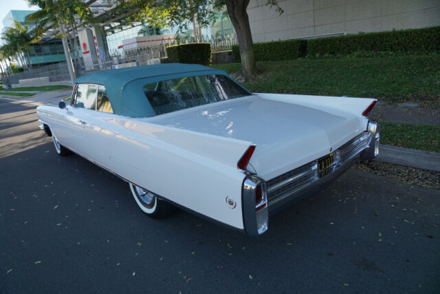 Cadillac Eldorado 1963 image number 33