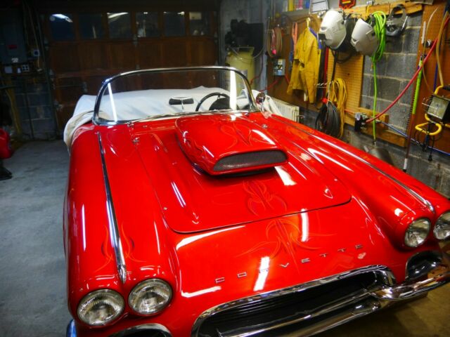 Chevrolet Corvette 1962 image number 23