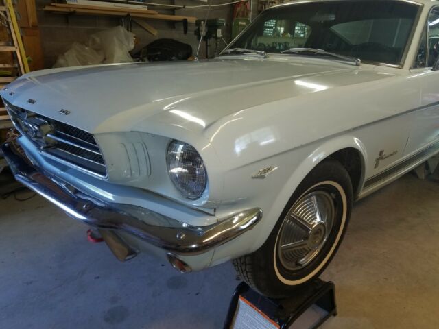 Ford Mustang 1965 image number 27