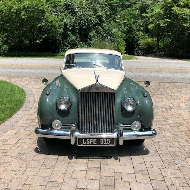 Rolls-Royce Silver Cloud Series 1 (E) 1958 image number 0