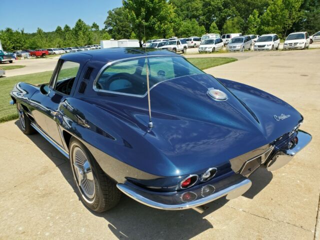 Chevrolet Corvette 1964 image number 10