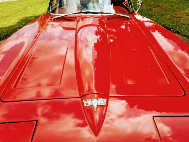 Chevrolet Corvette 1964 image number 29