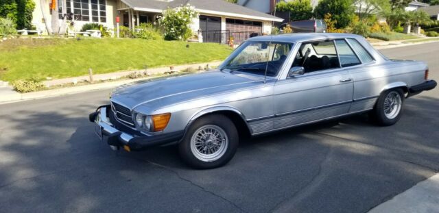 Mercedes-Benz SL-Class 1974 image number 31