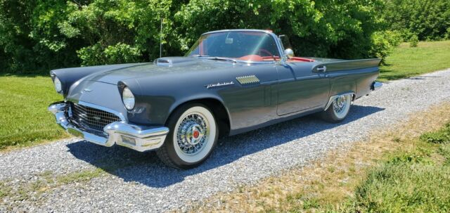 Ford Thunderbird 1957 image number 27