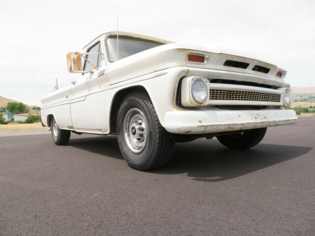 Chevrolet C-10 1965 image number 2